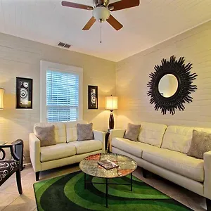 Forsyth Park West Carriage House Holiday home Savannah