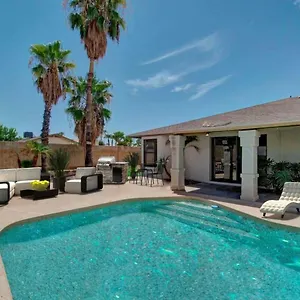 Kierland - North W/pool~walk To Kierland Area Holiday home Scottsdale